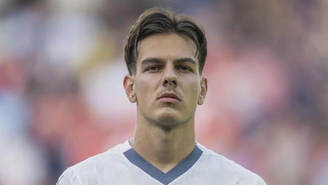 岛保持领先 岛保持领先