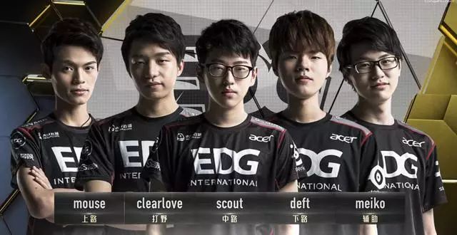 球场一直以 球场一直以