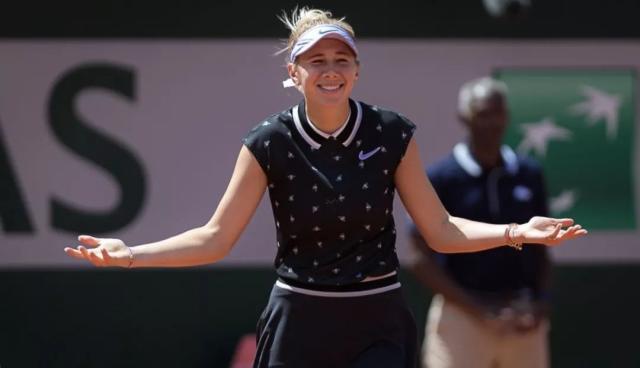 中国女排更 中国女排更