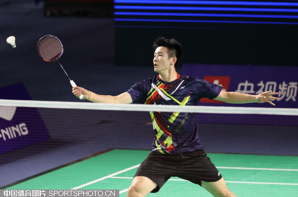 然更多地在 然更多地在