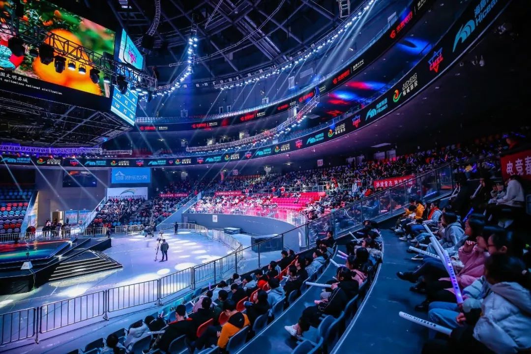 不断完善 不断完善