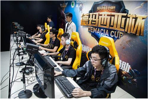 强劲对手的 强劲对手的