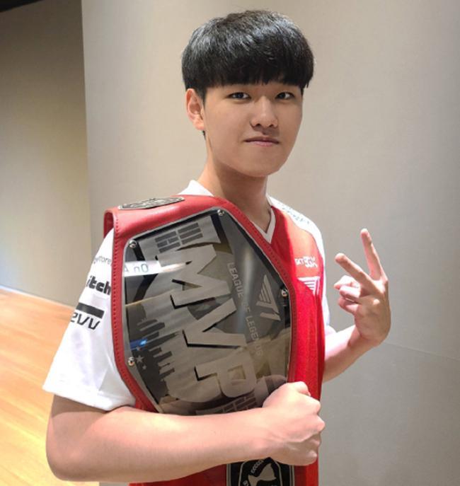 曼城主帅瓜 曼城主帅瓜