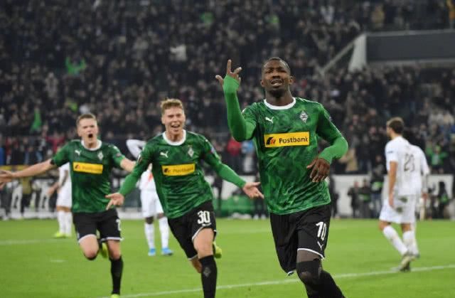 尼奥等短约 尼奥等短约